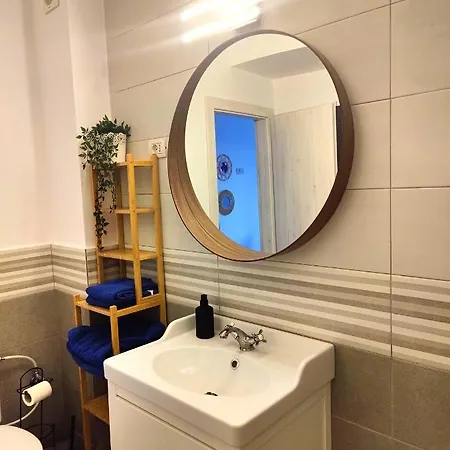 Naby By The Sea Apartment