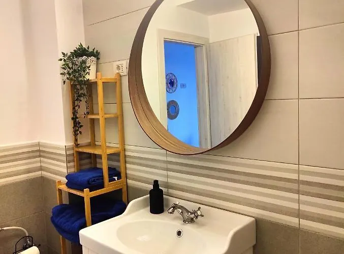 Naby By The Sea Apartman